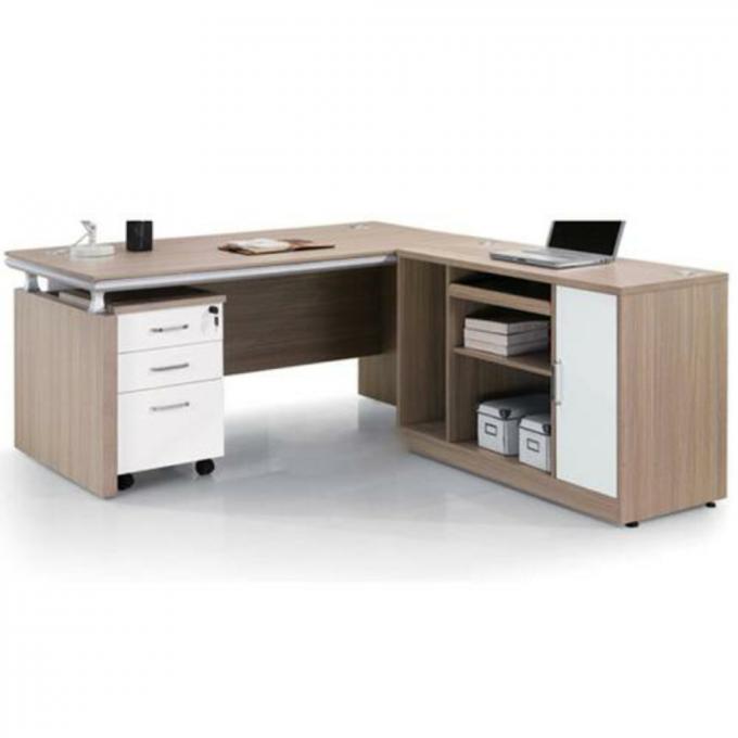 防水削片板の机、Rattenの明白な純木のオフィスのテーブル無し