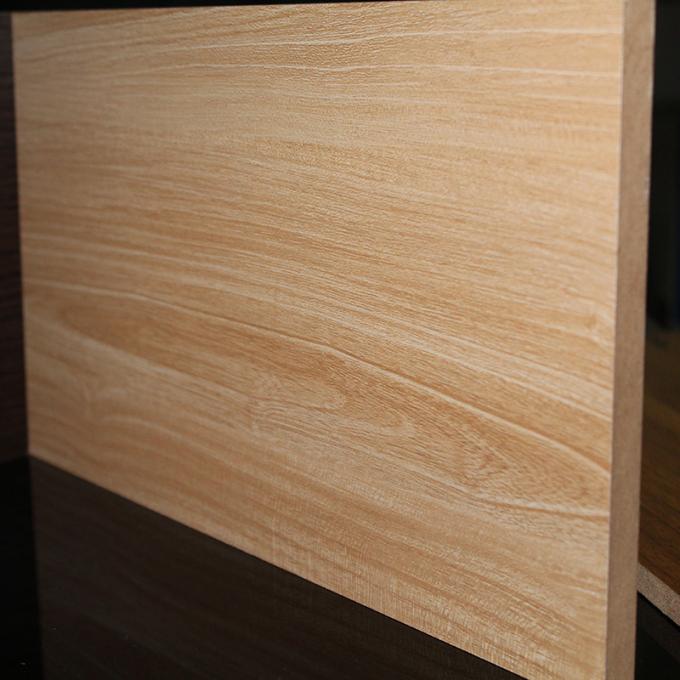 固体メラミン上塗を施してあるMDF板、オフィス表18mm MDFシート1200x2400mm